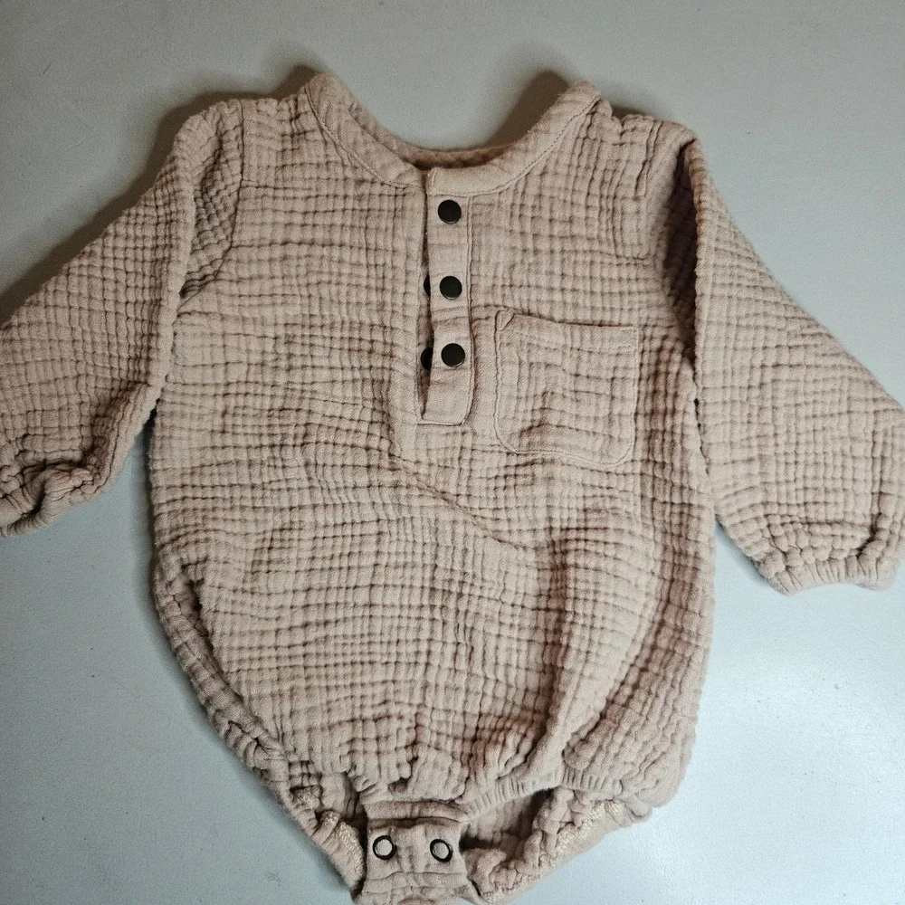 Pehr Organic Cotton Baby Bundle Ruffle Sweatshirt Joggers Muslin Romper 6-12M